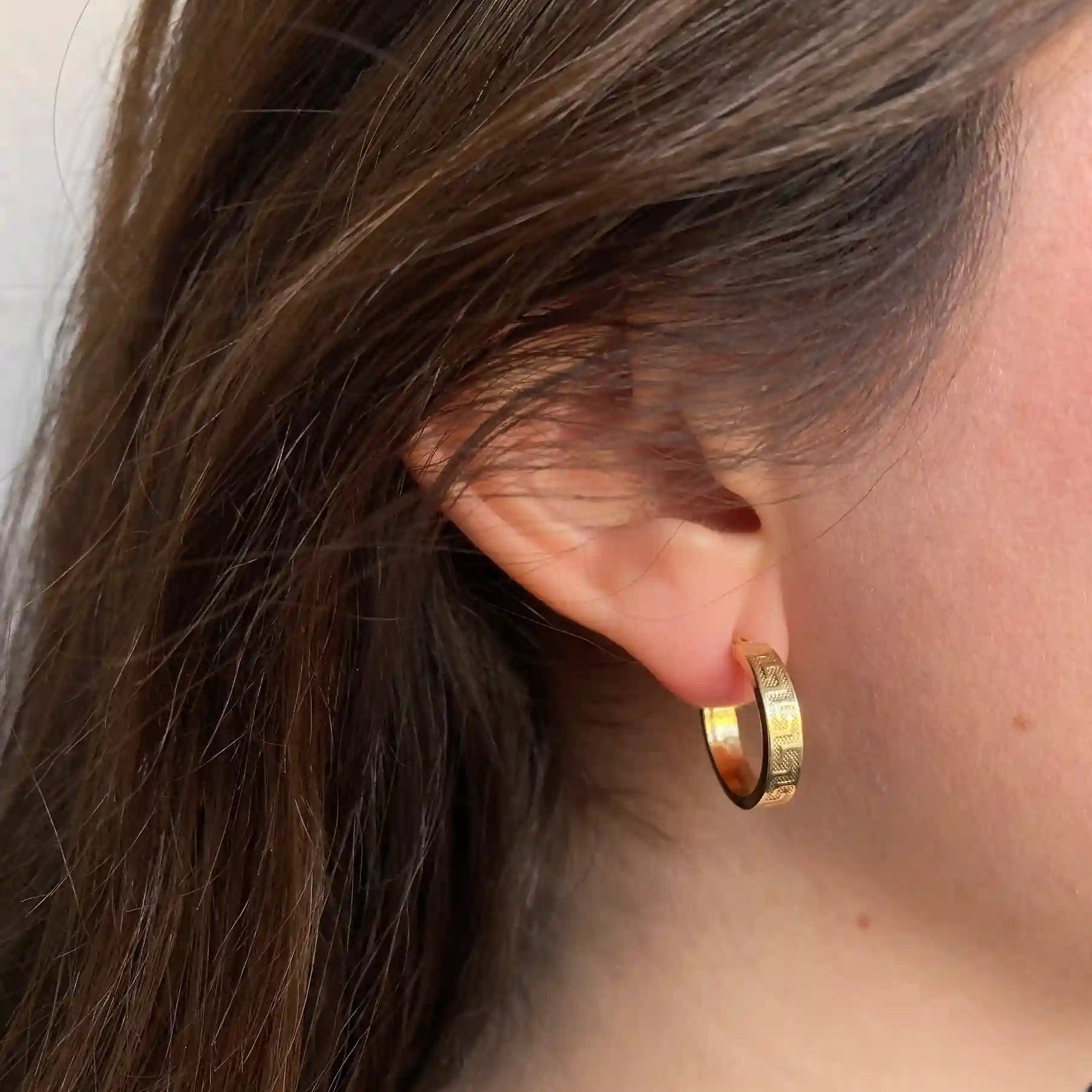 aros de oro 18kt greca 15mm de diametro