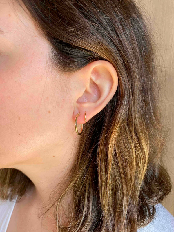 Aros de Oro 18k Tubo Redondo 2mm Diametro 15mm